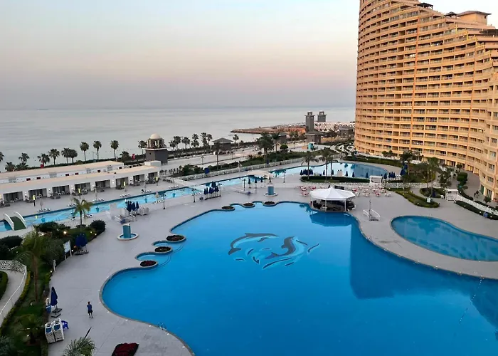 Porto Sokhna Pyramids Sea View *